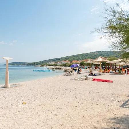 Apartments By The Sea Slatine, Ciovo - 1137 * Slatine