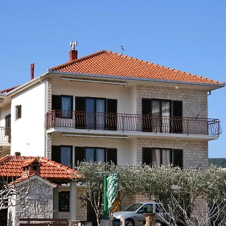 Apartment Apartments By The Sea Slatine, Ciovo - 1137 *