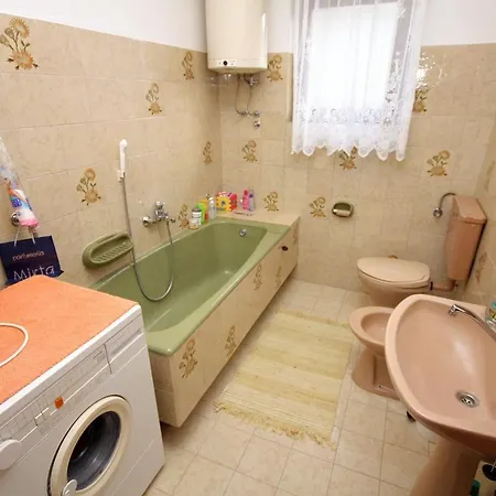 Apartments By The Sea Slatine, Ciovo - 1137 * Slatine
