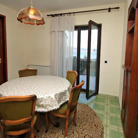 Apartments By The Sea Slatine, Ciovo - 1137 * Slatine