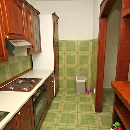 Apartments By The Sea Slatine, Ciovo - 1137 *